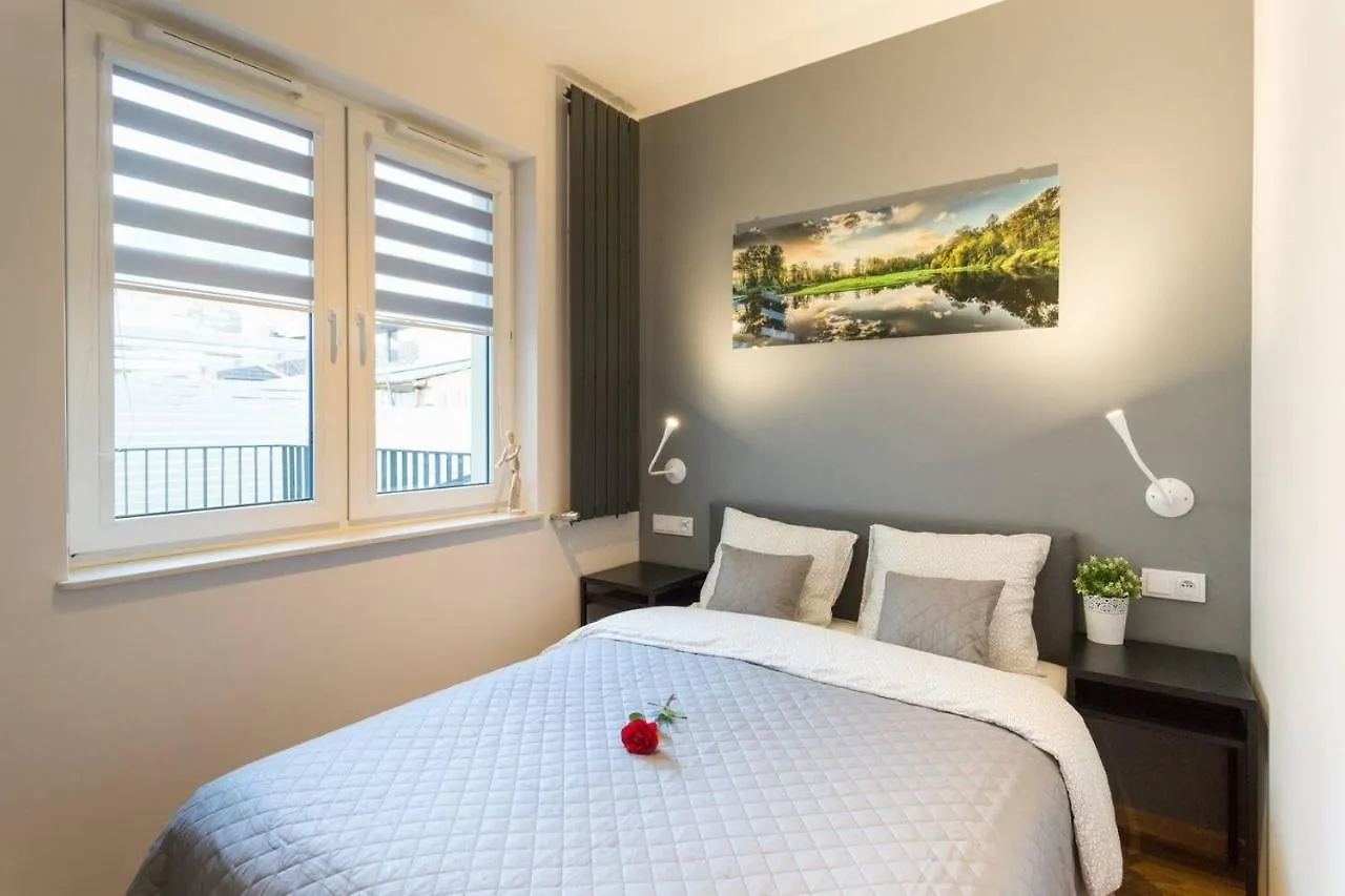 Cozy Apartment With Garden Prestigious Location Krakow