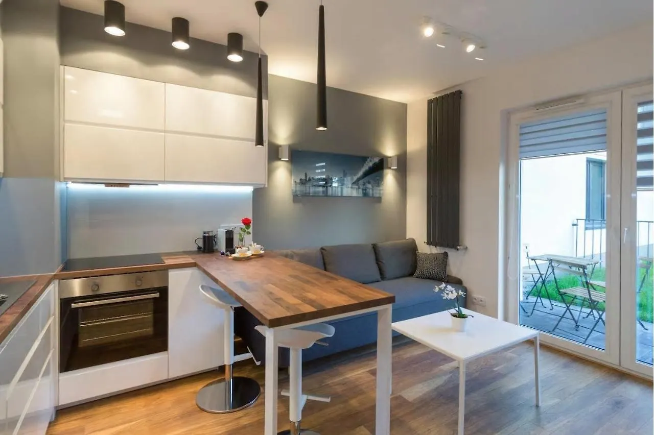 Cozy Apartment With Garden Prestigious Location Krakow